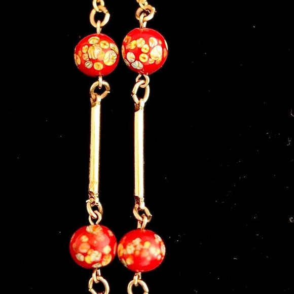 Sarah Coventry Venetian Floral Red Glass Bead Gold-Tone Tassel Necklace - Picture 11 of 11